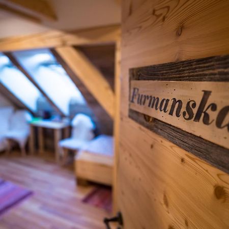 Tourist Farm Senkova Domacija Villa Згорние Йезерско Екстериор снимка