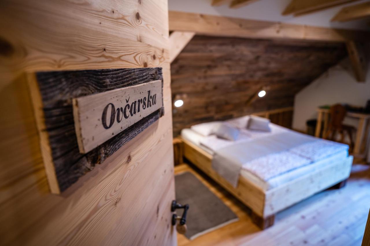 Tourist Farm Senkova Domacija Villa Згорние Йезерско Екстериор снимка