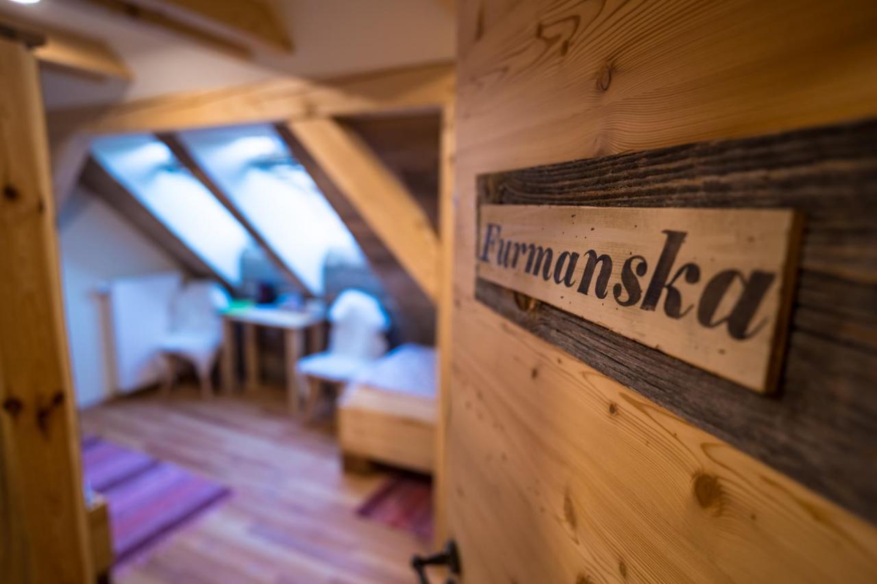 Tourist Farm Senkova Domacija Villa Згорние Йезерско Екстериор снимка