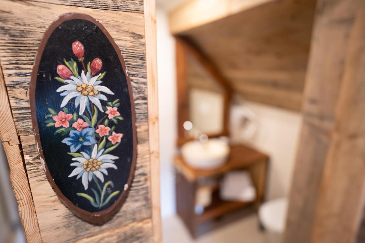 Tourist Farm Senkova Domacija Villa Згорние Йезерско Екстериор снимка