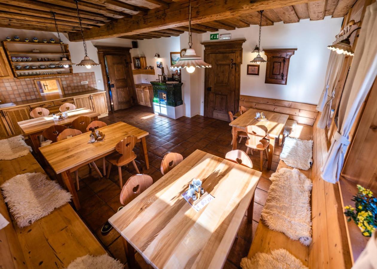 Tourist Farm Senkova Domacija Villa Згорние Йезерско Екстериор снимка
