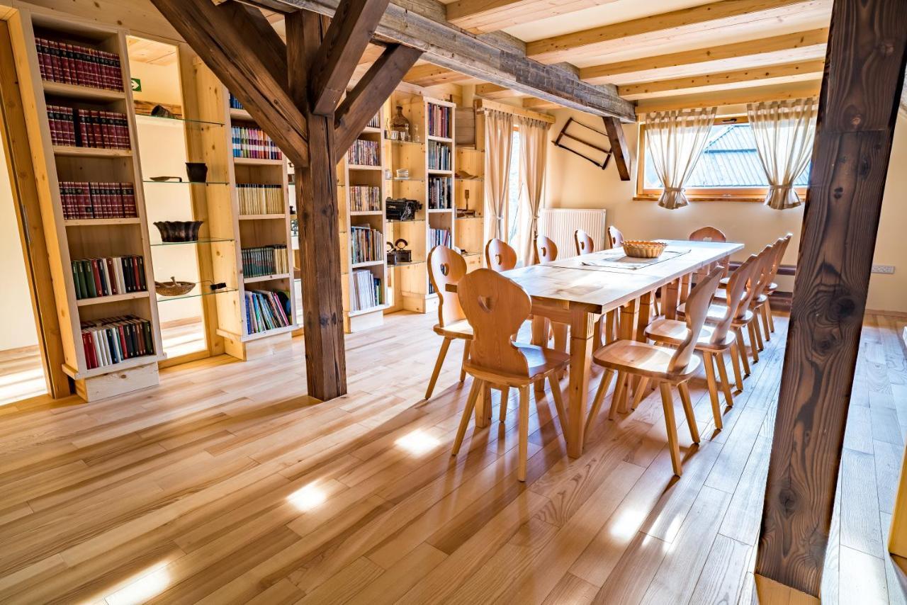 Tourist Farm Senkova Domacija Villa Згорние Йезерско Екстериор снимка