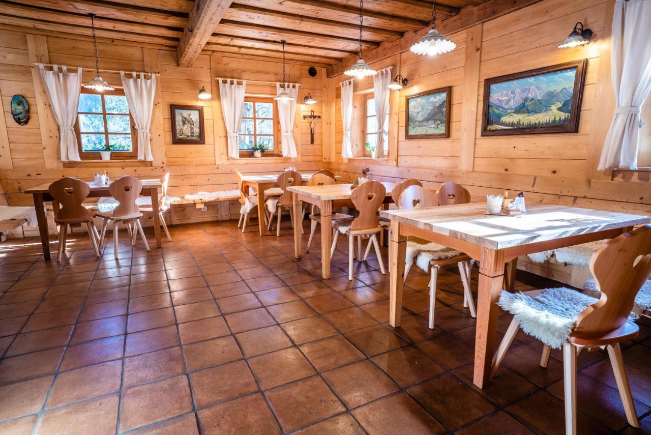 Tourist Farm Senkova Domacija Villa Згорние Йезерско Екстериор снимка